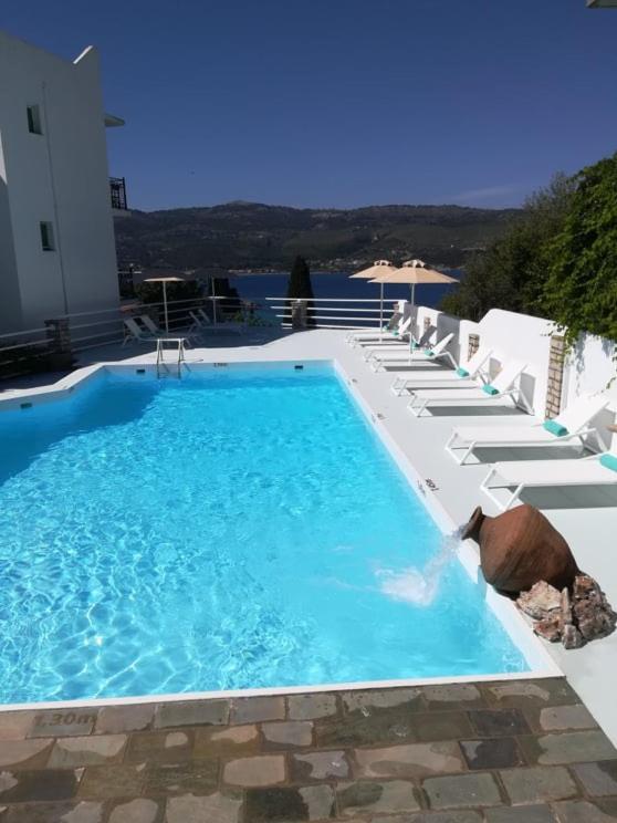 Scorpios Hotel & Suites Samos Town Exterior foto