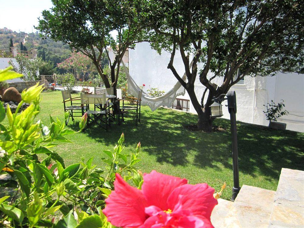 Scorpios Hotel & Suites Samos Town Exterior foto